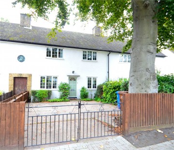 image of 13 Herne Hill, London