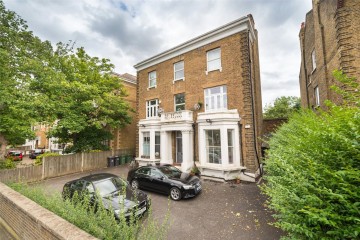 image of Flat A, 120 Thurlow Park Road, 