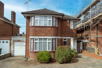 image of Francklyn Gardens, Edgware