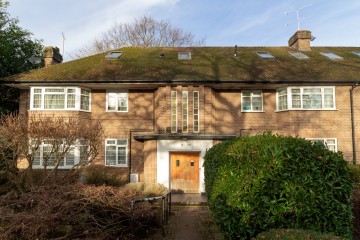 image of Heronsgate, Edgware