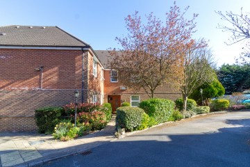 image of 255 Hale Lane, Edgware