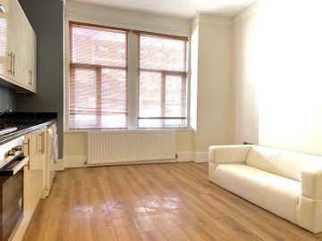 image of 81 Coldharbour Lane, London