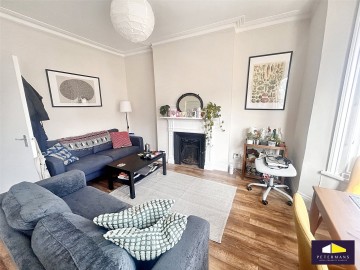 image of Kestrel Avenue, London