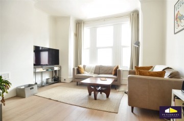 image of 22 Elfindale Road, London
