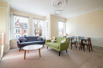 image of 31 Ardbeg Road, London