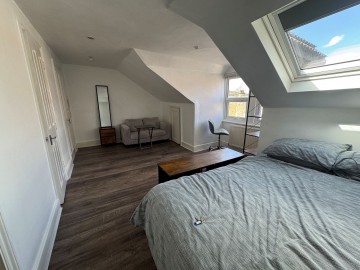 image of Flat 3, 81 Coldharbour Lane, 